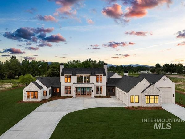 7866 N Hawks Beard Lane, Eagle, ID 83616