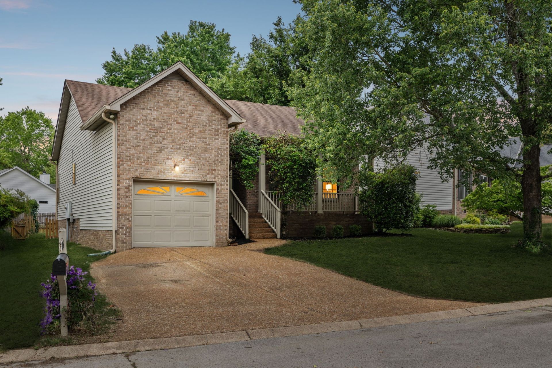 7516 Dove Valley Dr, Nashville, TN 37221 Main Photo