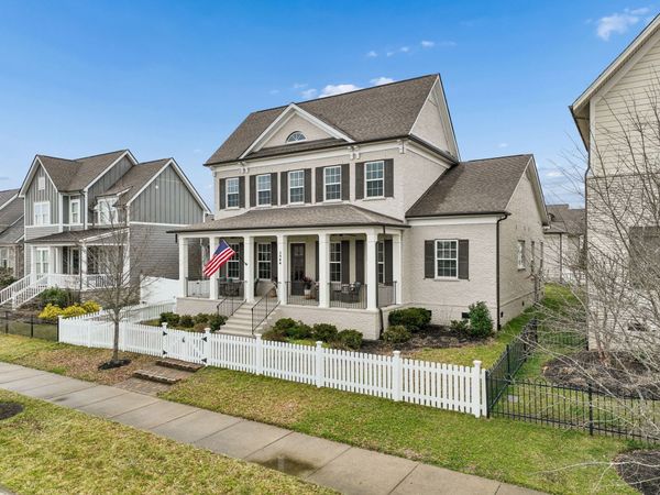 1566 Drakes Creek Rd , Hendersonville, TN 37075