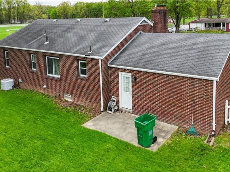 4047 Cascade Drive, Youngstown, OH 44511 Photo 4
