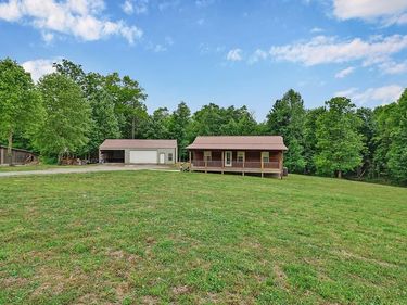 381 Lowe Rd, Jamestown, TN 38556