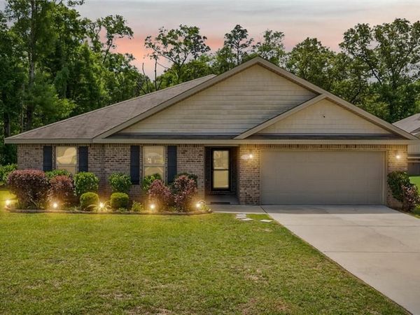 8387 Calgary Drive S, Mobile, AL 36695