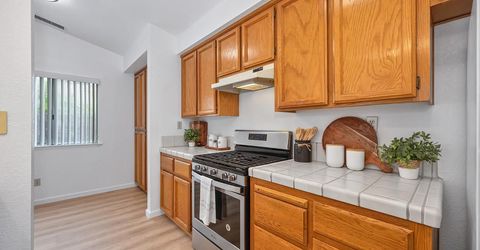 183 Dawn Cir, Galt, CA 95632 Photo