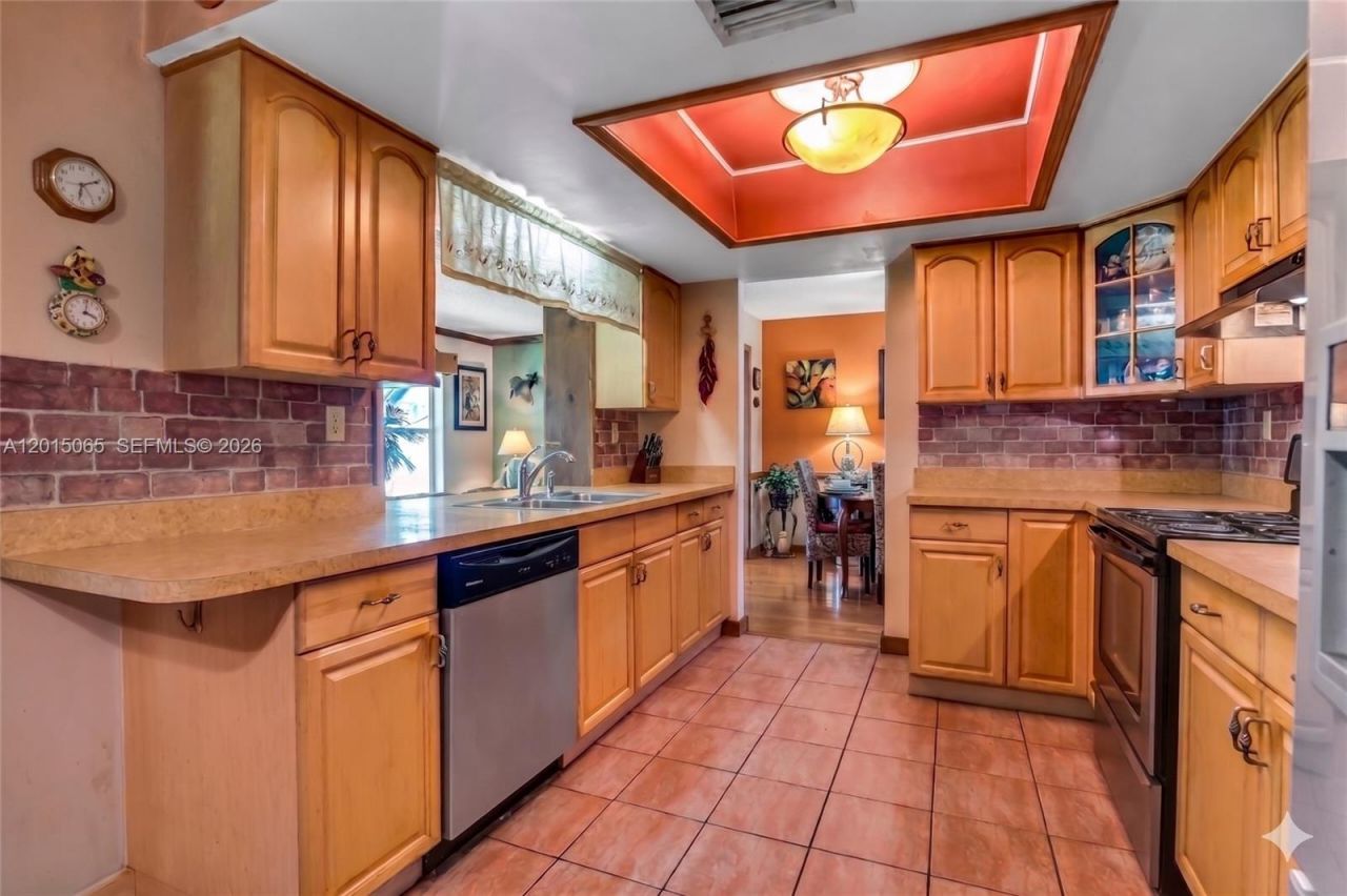 4605 NW 47th Ct, Tamarac, FL 33319 Photo