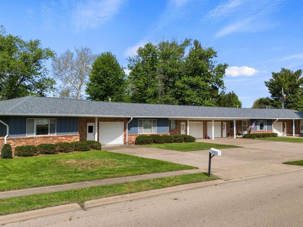 415 N TOWN Avenue, Princeville, IL 61559
