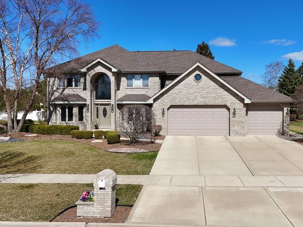 7816 Marquette Drive , Tinley Park, IL 60477