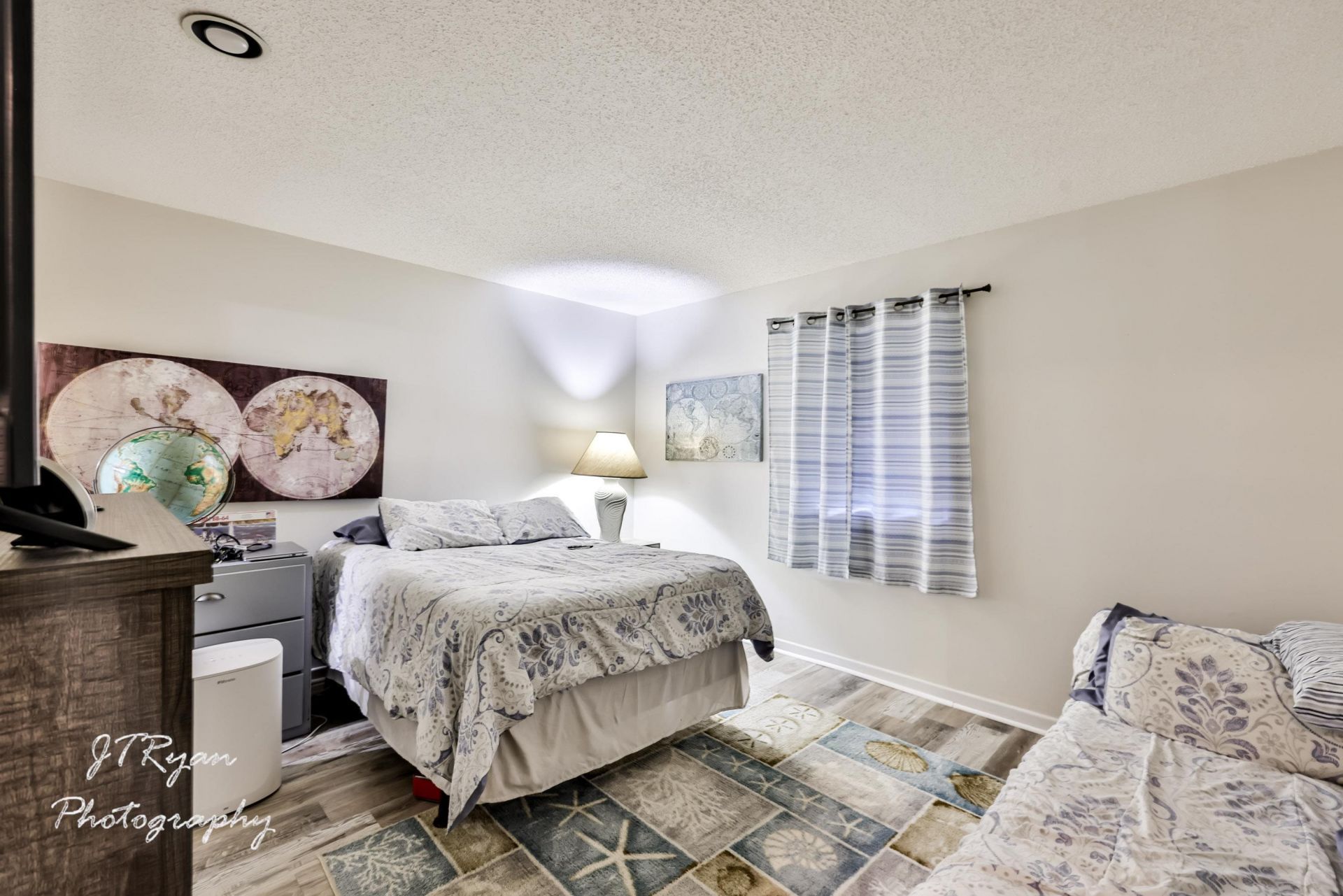 250 Masion Dr.  Photo 11
