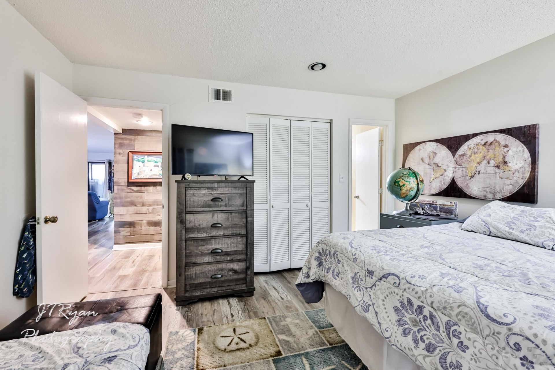 250 Masion Dr.  Photo 12
