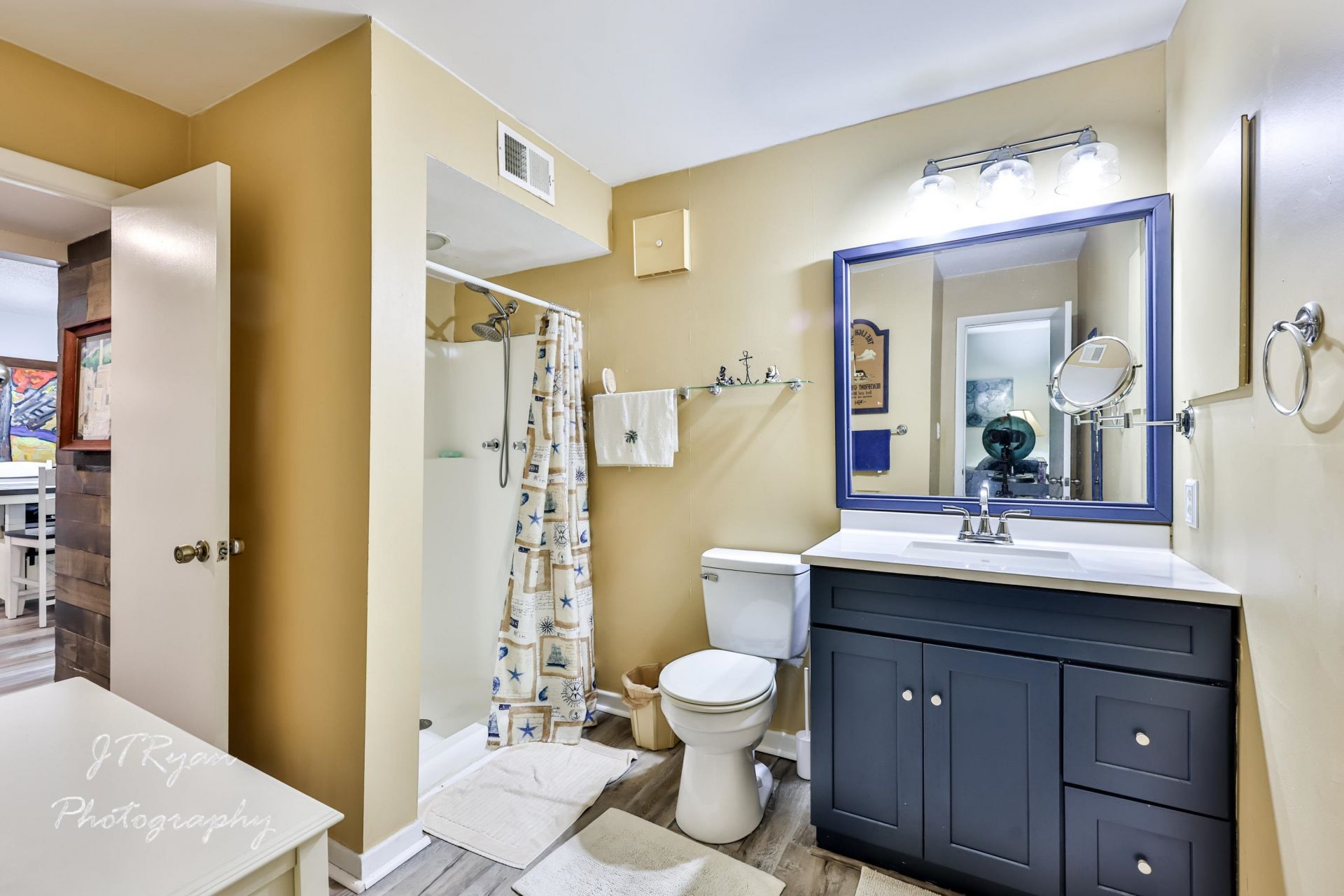 250 Masion Dr.  Photo 13