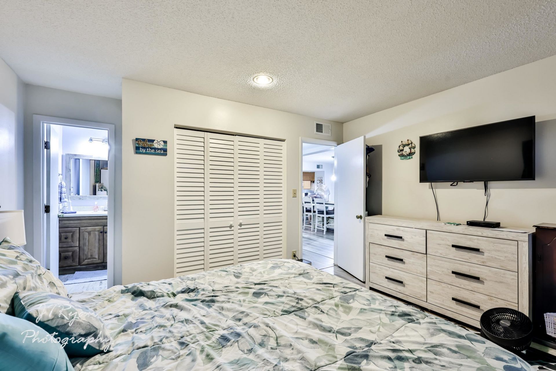250 Masion Dr.  Photo 17
