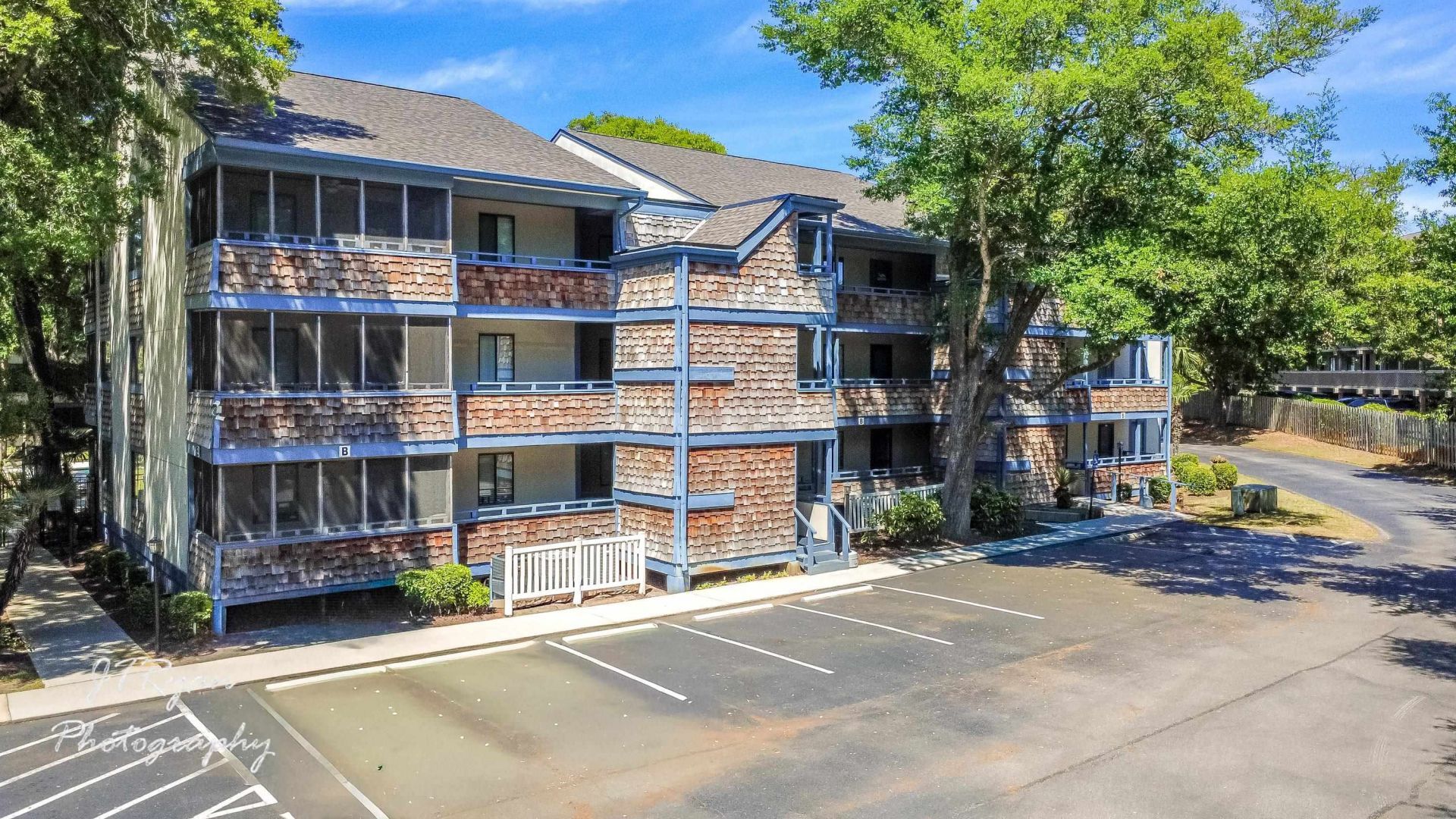 250 Masion Dr.  Photo 27