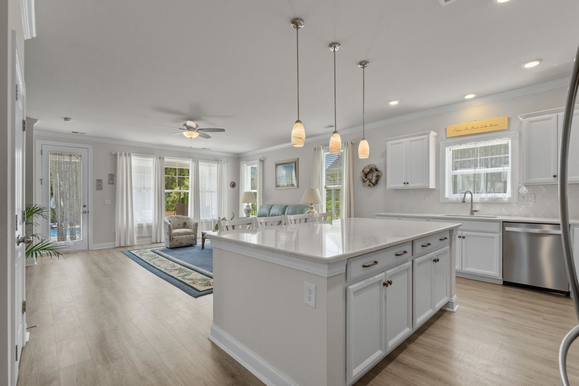 1343 Bermuda Grass Dr. Photo 15