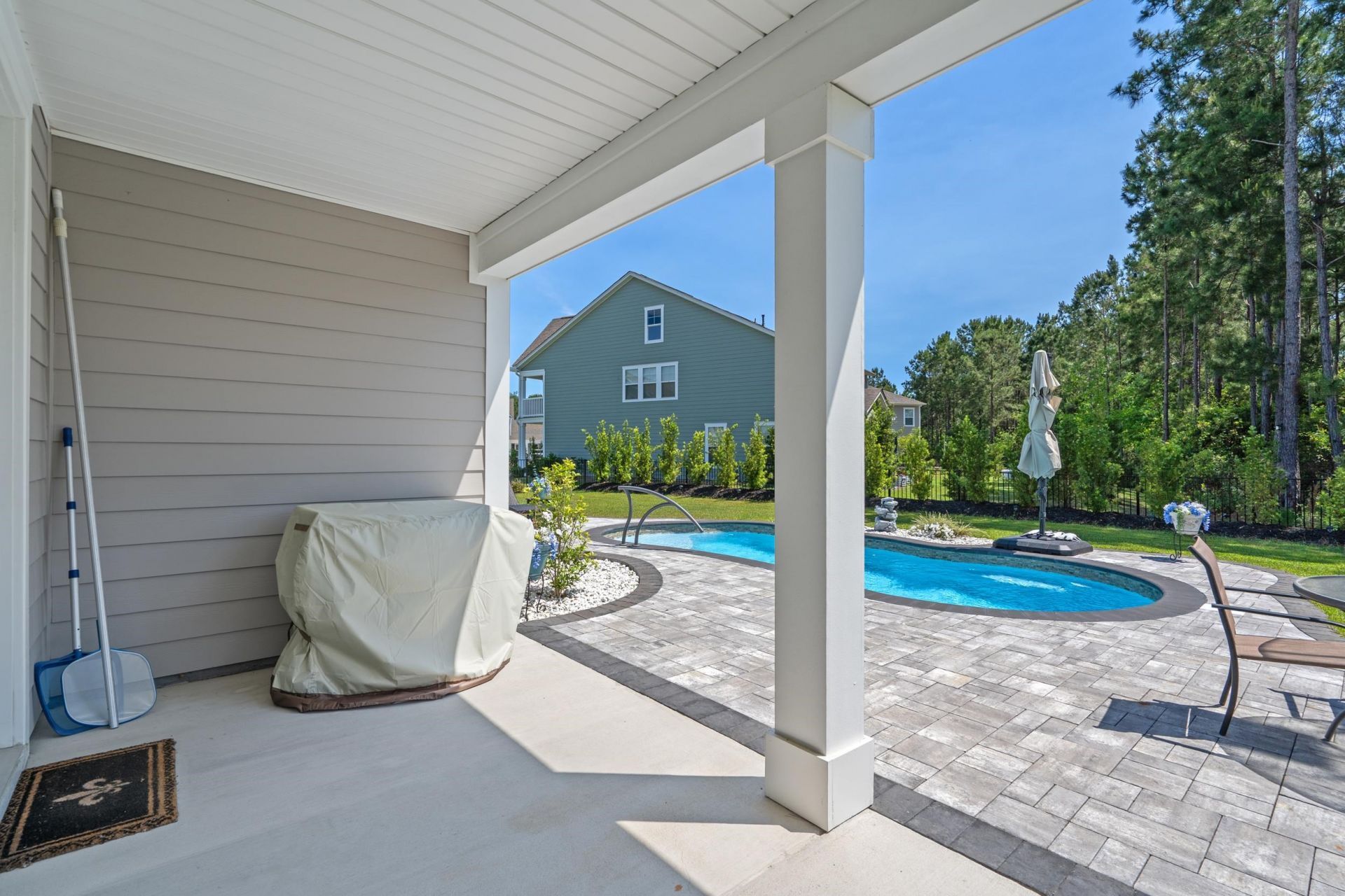 1343 Bermuda Grass Dr. Photo 34