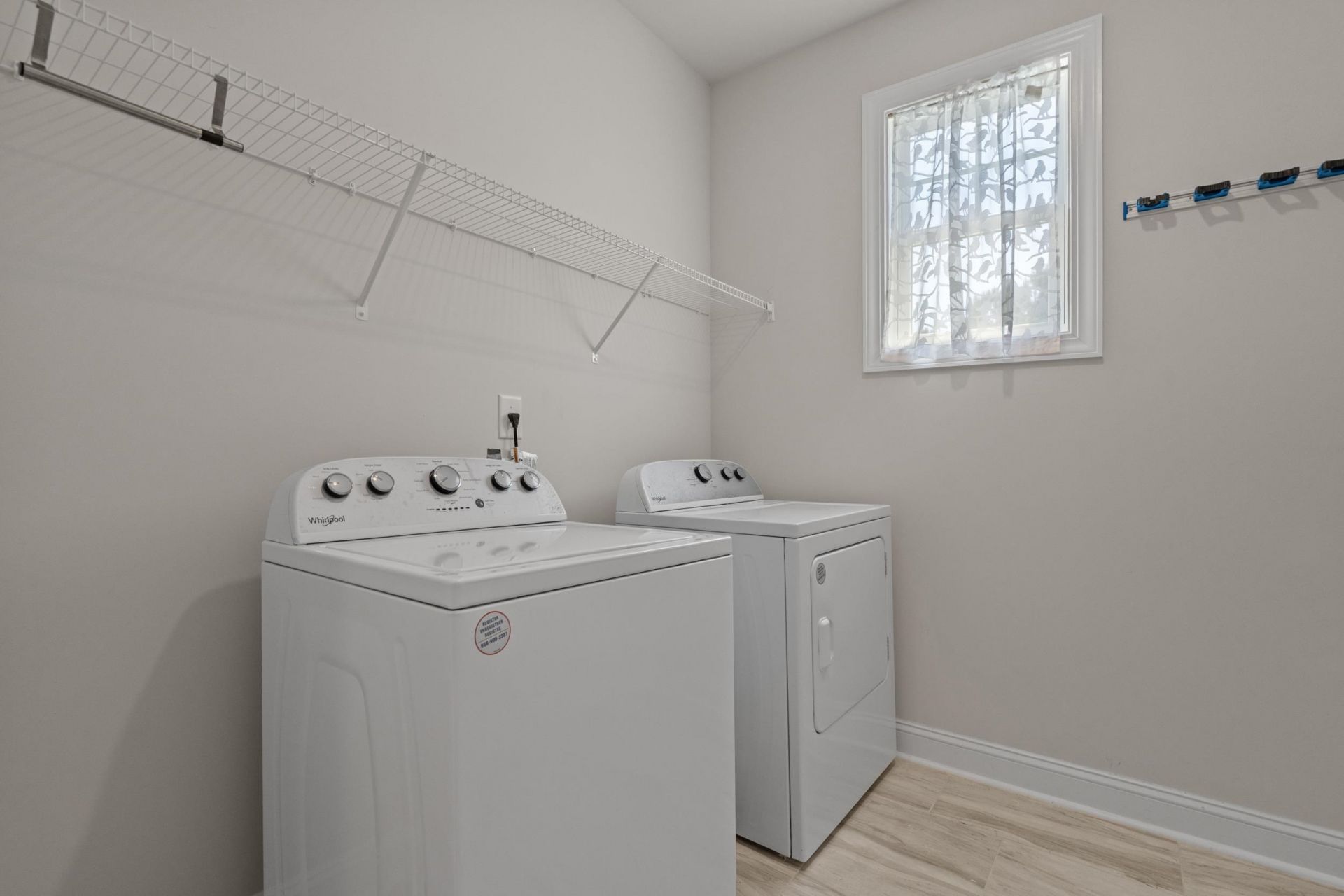 1343 Bermuda Grass Dr. Photo 47