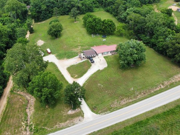 1964 Missouri 21, Centerville, MO 63633