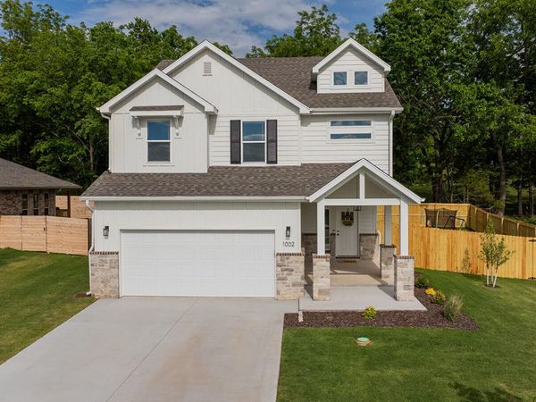 1002 S Tara Way , Ozark, MO 65721