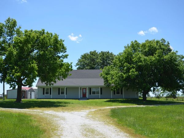 5111 State Highway BB , Seneca, MO 64865