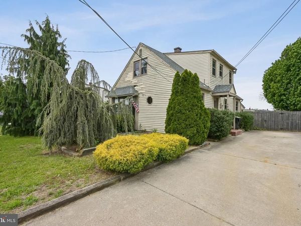 196 TANSBORO ROAD, BERLIN, NJ 08009