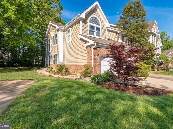 1211 WOODBROOK CT, RESTON, VA 20194