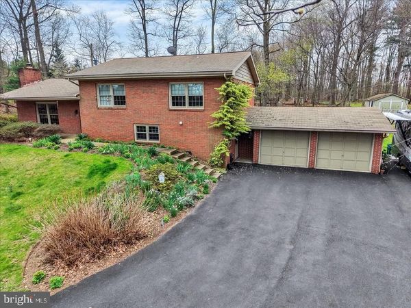 250 CLEARFIELD ROAD , NEW PROVIDENCE, PA 17560
