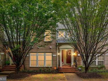 7158 LITTLE THAMES DRIVE, Unit 185, GAINESVILLE, VA 20155