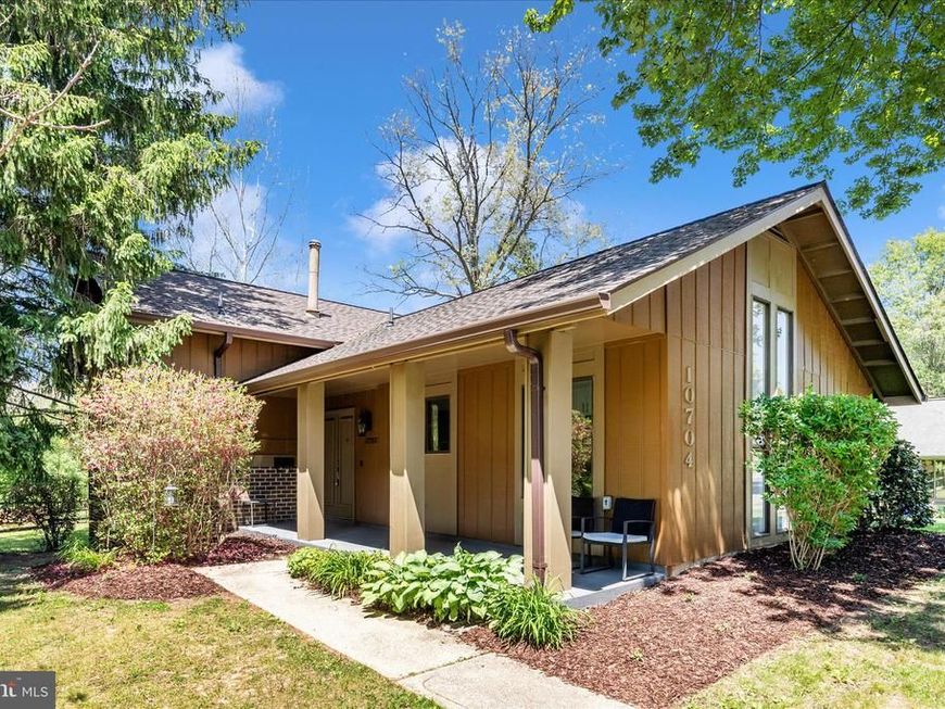 10704 Wayridge Drive, Montgomery Village, MD 20886 Main Photo