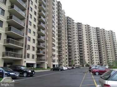 203 YOAKUM PARKWAY, Unit 611, ALEXANDRIA, VA 22304