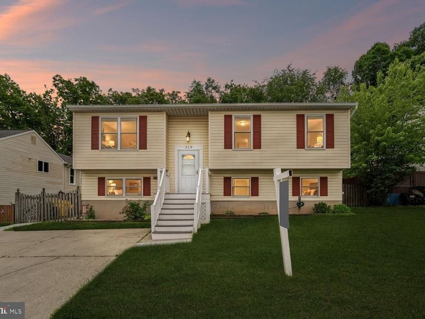 319 Panorama, Brooklyn Park, MD 21225 Main Photo