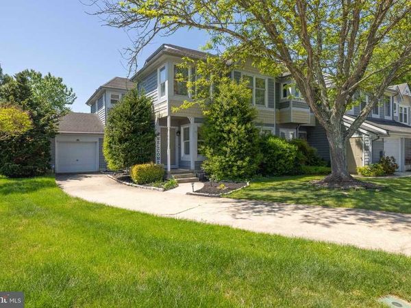2 HEMSTED COURT, DOVER, DE 19904