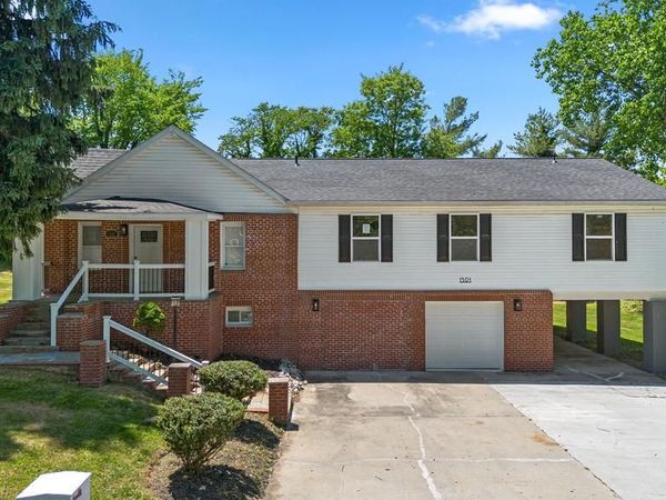 1501 PINE GROVE ROAD, CAPITOL HEIGHTS, MD 20743