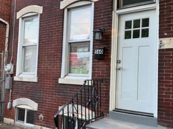 560 SPRUCE STREET, CAMDEN, NJ 08103