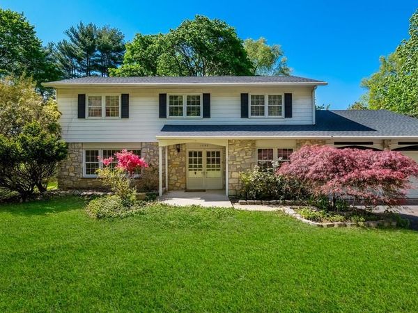 1086 GRAVEL HILL ROAD, HUNTINGDON VALLEY, PA 19006
