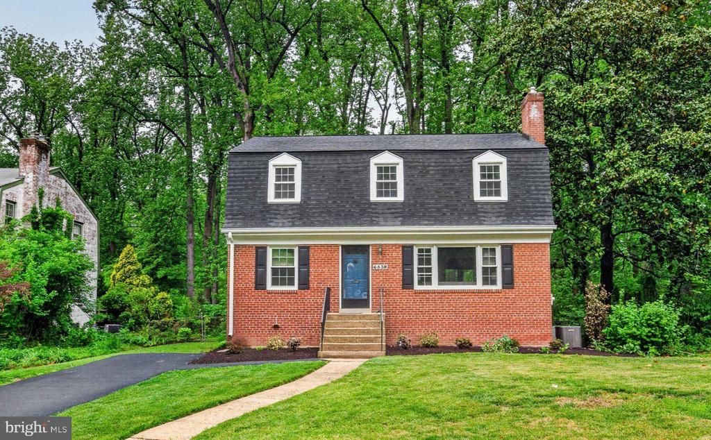 6538 Oakwood Drive, Falls Church, VA 22041 Main Photo