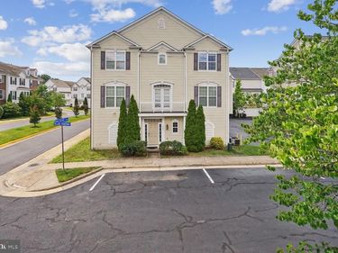 5066 VILLAGE FOUNTAIN PLACE, CENTREVILLE, VA 20120