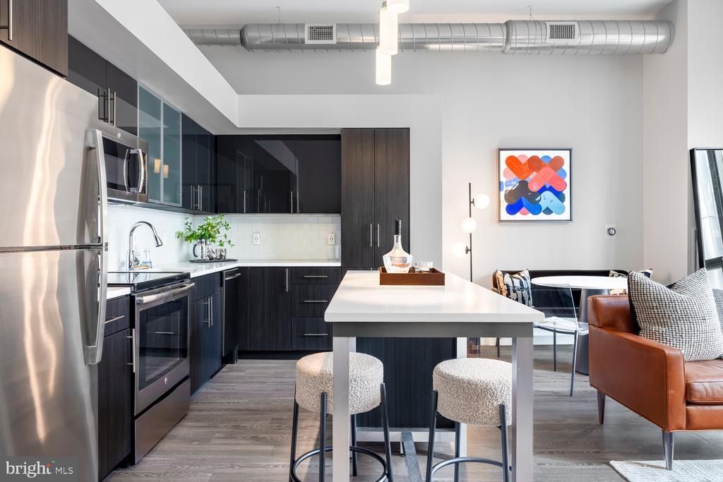 1125 Sansom Street, Unit 2B-606, Philadelphia, PA 19107 Main Photo