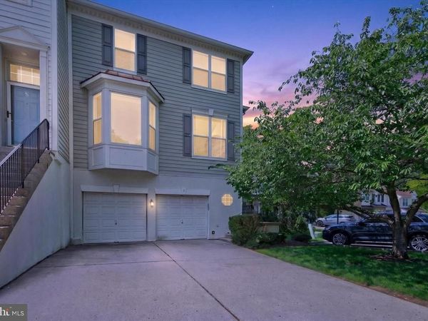 7 CHERRY COURT , LAFAYETTE HILL, PA 19444