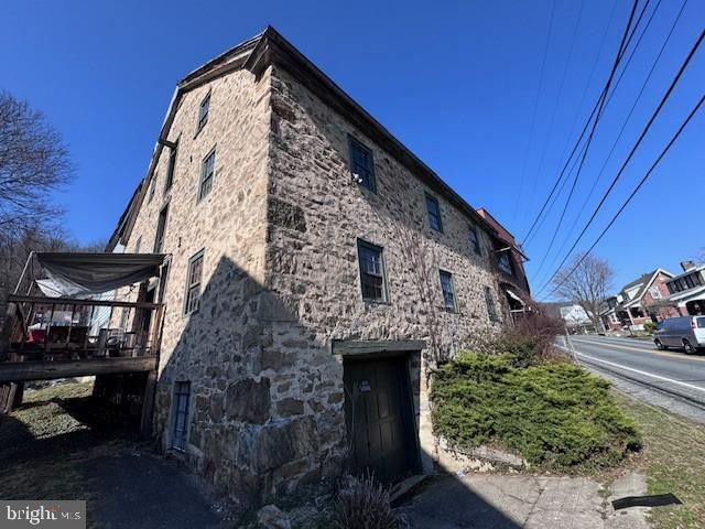 1524 FRIEDENSBURG ROAD, READING, PA 19606