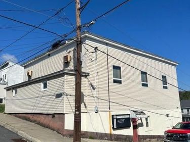 400 CHURCH STREET, MINERSVILLE, PA 17954