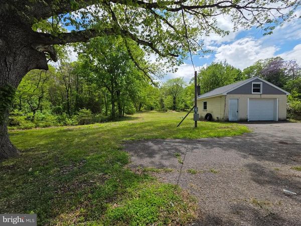 18 W FACTORY ROAD, BERLIN, NJ 08009