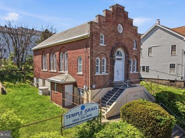 194 BANKWAY STREET, LEHIGHTON, PA 18235
