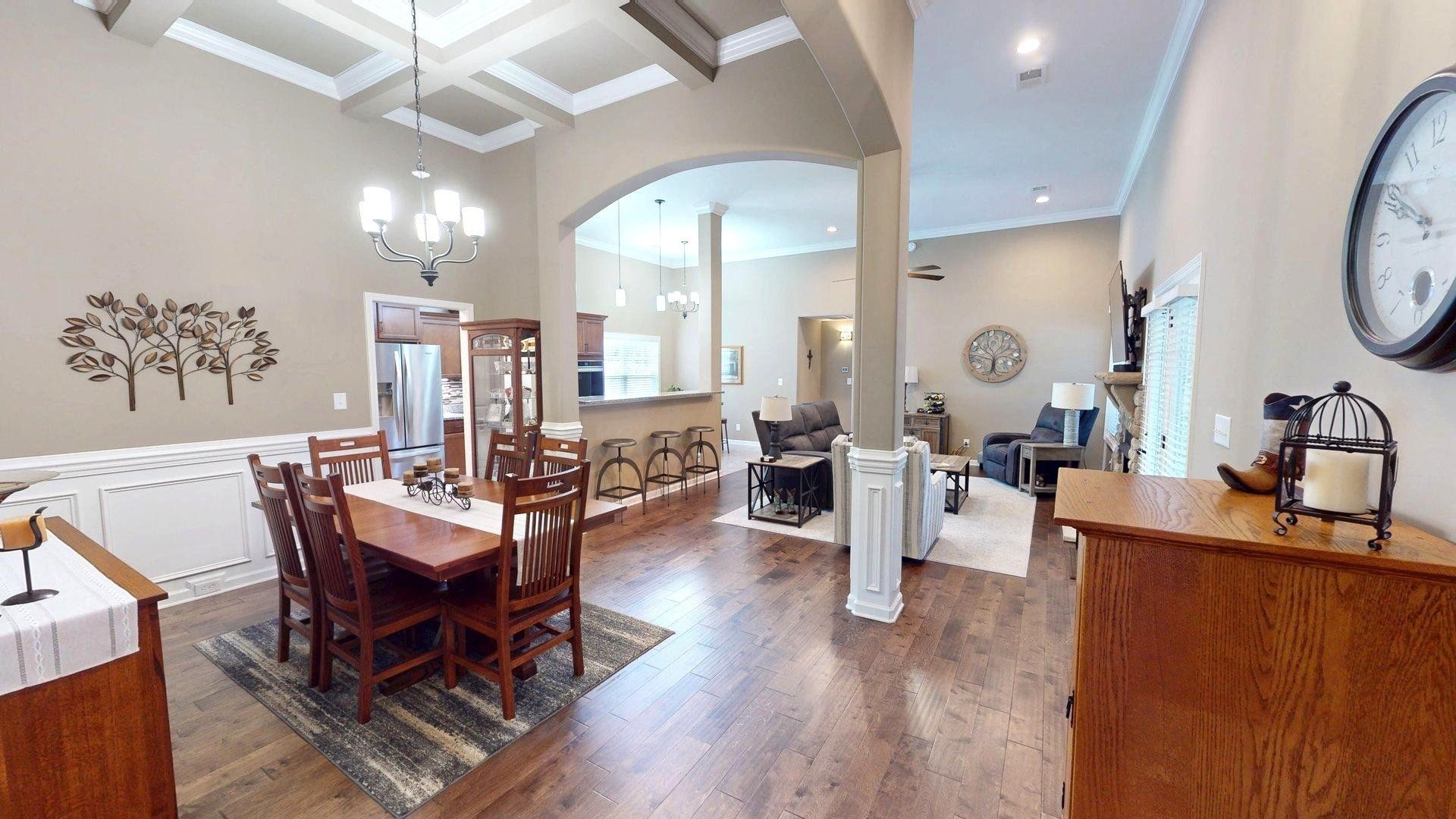 883 Terraceside Cir, Clarksville, TN 37040 Main Photo