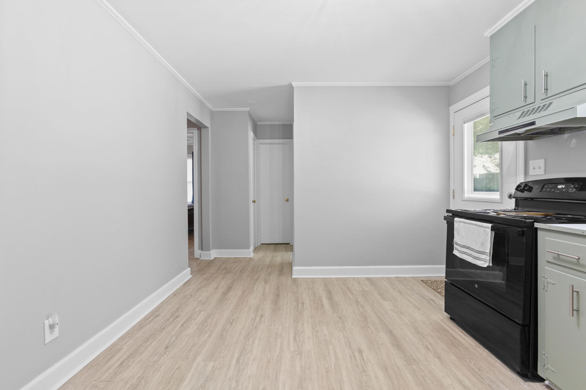106 Goodwin Street Photo 27