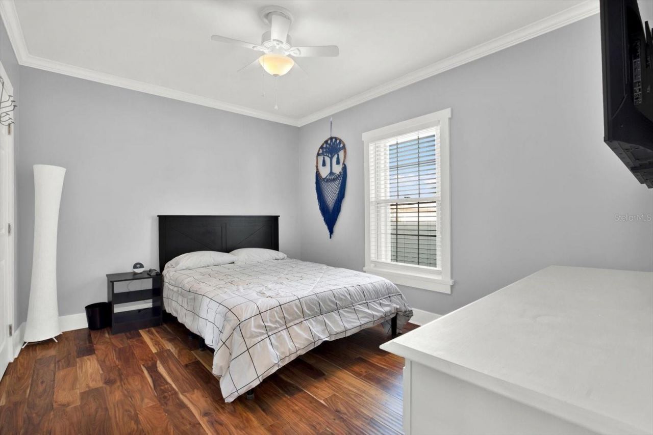 15656 1st Street E, Redington Beach, FL 33708 Photo
