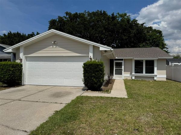 3063 CURRY WOODS DRIVE , ORLANDO, FL 32822