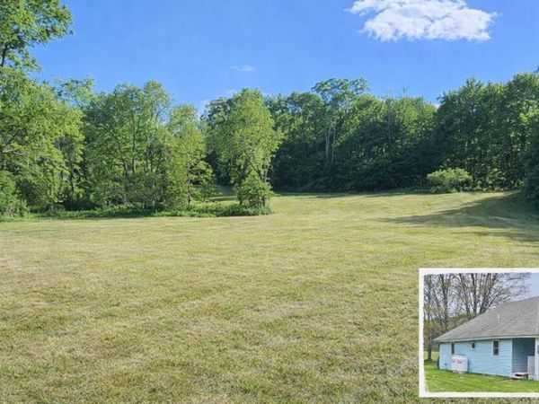 3067 Hancock Highway, Equinunk, PA 18417