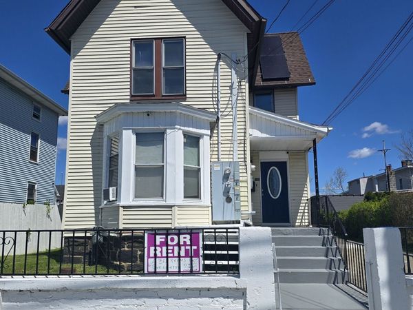 141 Hicks , Bridgeport, CT 06608