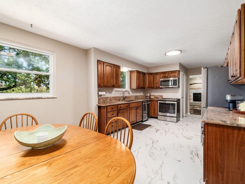 6046 Alice Drive, Westerville, OH 43081 Photo 12
