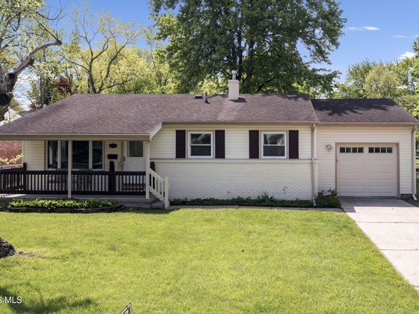 833 Cherry Lane , Waterville, OH 43566