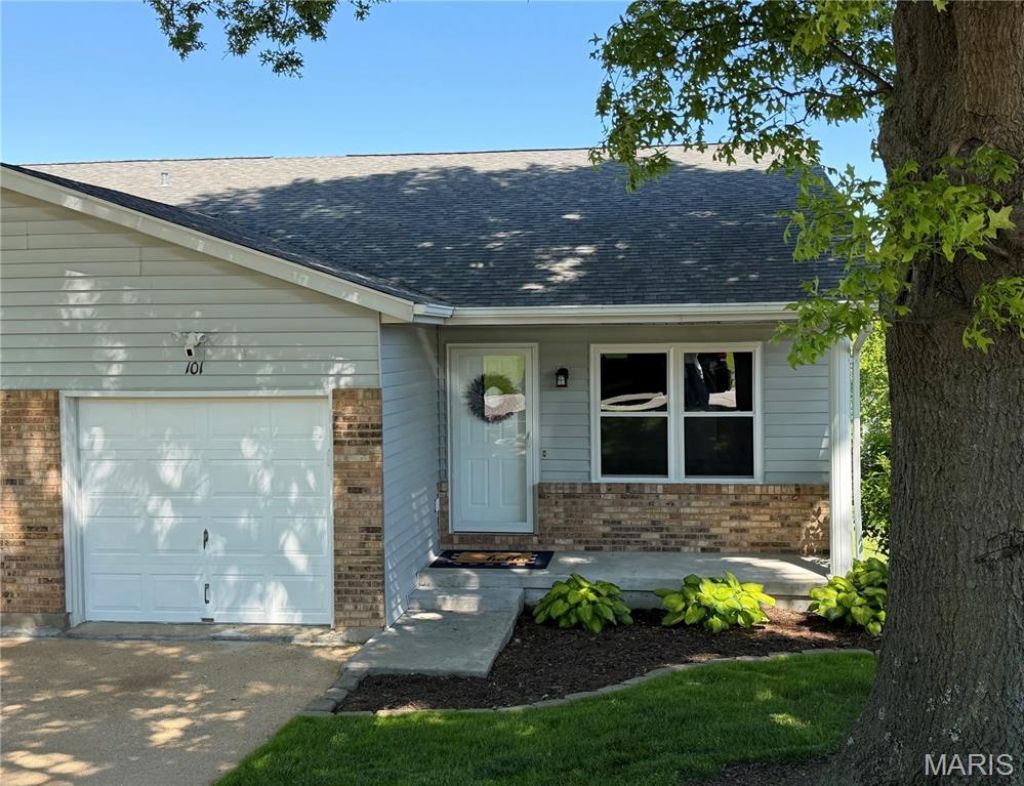 101 Wenona Drive , Washington, MO 63090 Main Photo