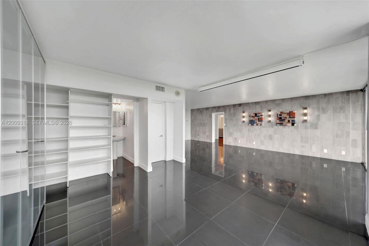780 NE 69th St , Unit N808, Miami, FL 33138 Photo